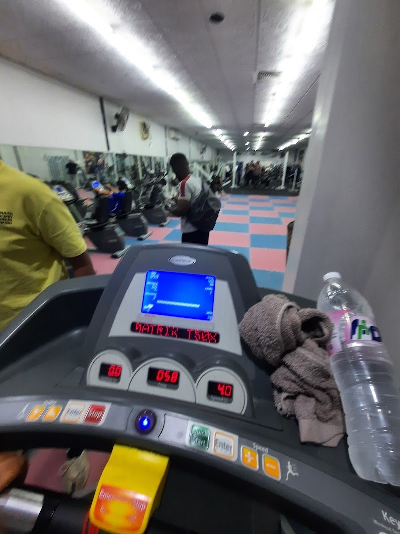 نادي لياقتي