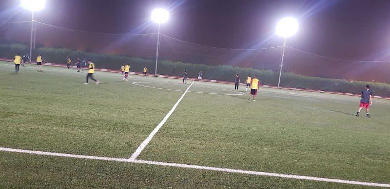 ملعب النخيل