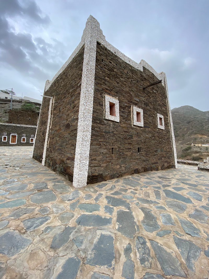 قرية آل دعشوش التراثية