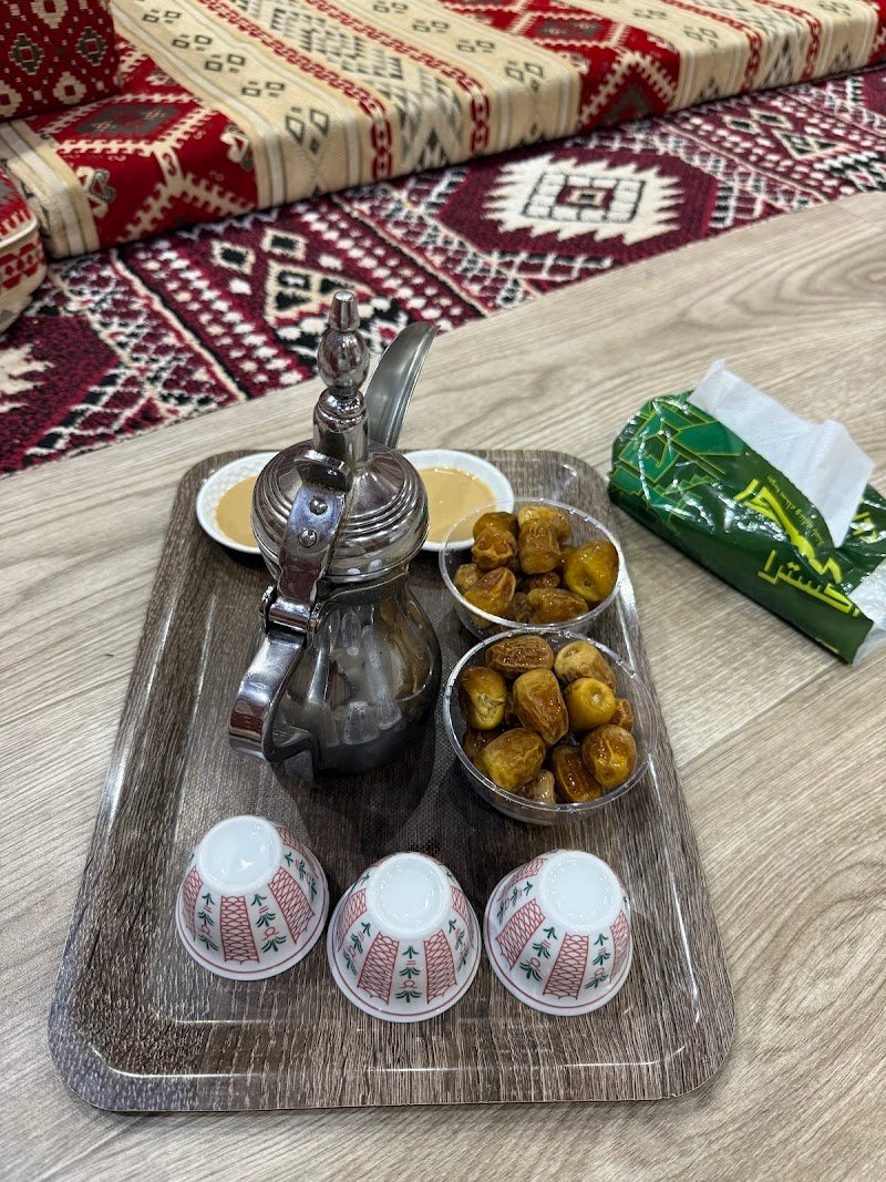 ديوانية شاطئ البرك