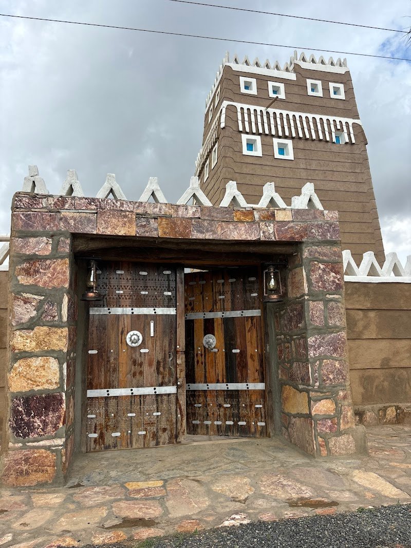 القصر الاثري للشيخ محمد بن عائض ابوهتله